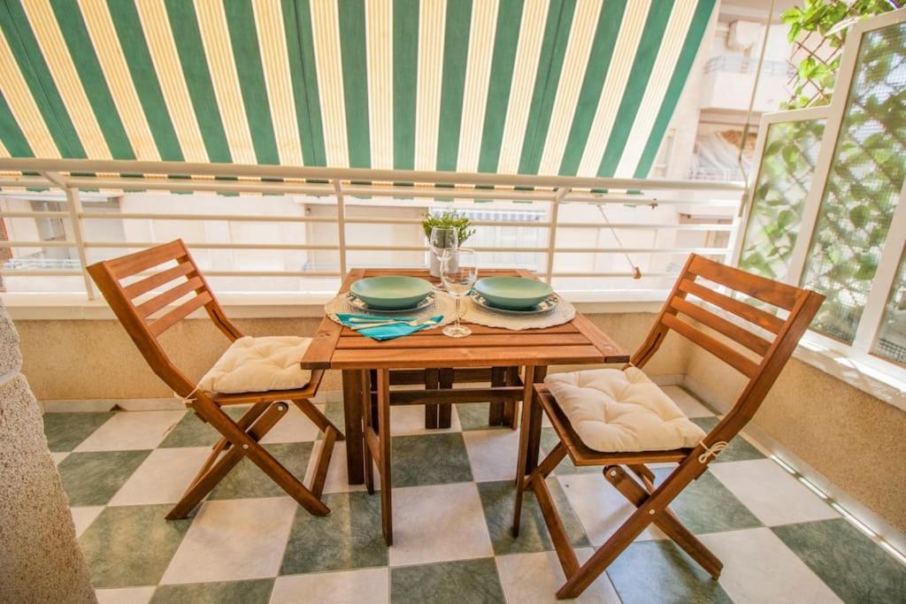Feines Appartement Mit Hafenblick Santa Pola Exteriér fotografie