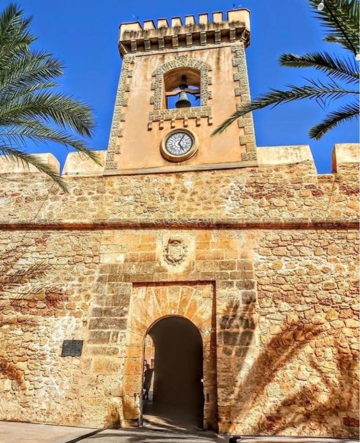 Feines Appartement Mit Hafenblick Santa Pola Exteriér fotografie